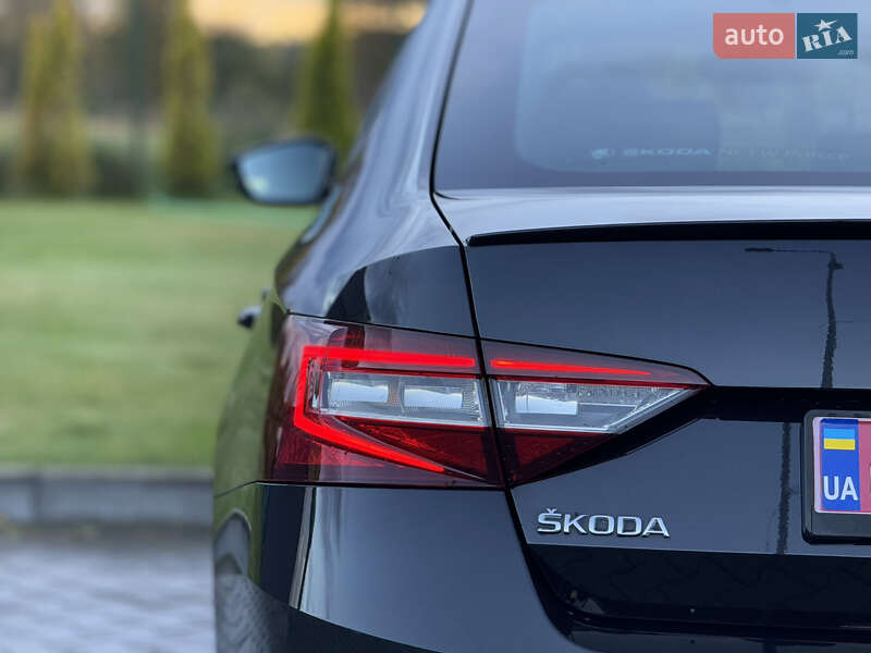 Ліфтбек Skoda Superb 2017 в Луцьку