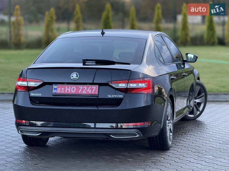 Ліфтбек Skoda Superb 2017 в Луцьку