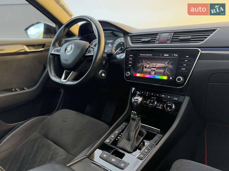 Ліфтбек Skoda Superb 2017 в Луцьку