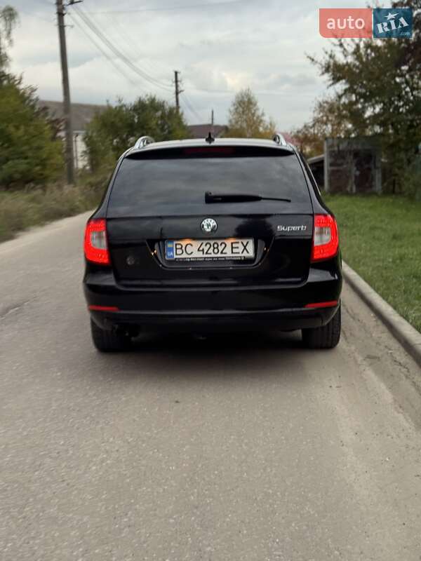 Универсал Skoda Superb 2011 в Львове фото 5 Универсал Skoda Superb 2011 в Львове