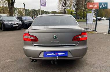 Ліфтбек Skoda Superb 2010 в  фото 6 Ліфтбек Skoda Superb 2010 в