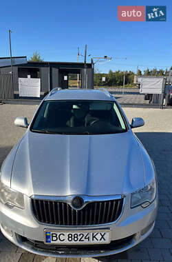 Универсал Skoda Superb 2011 в 