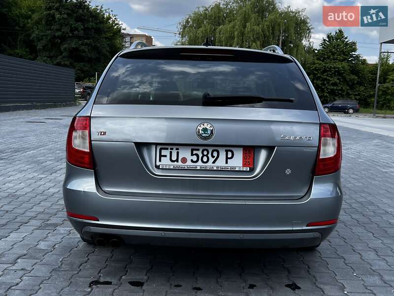 Универсал Skoda Superb 2012 в Каменец-Подольском