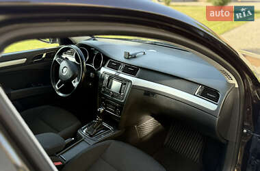 Універсал Skoda Superb 2014 в  фото 58 Універсал Skoda Superb 2014 в