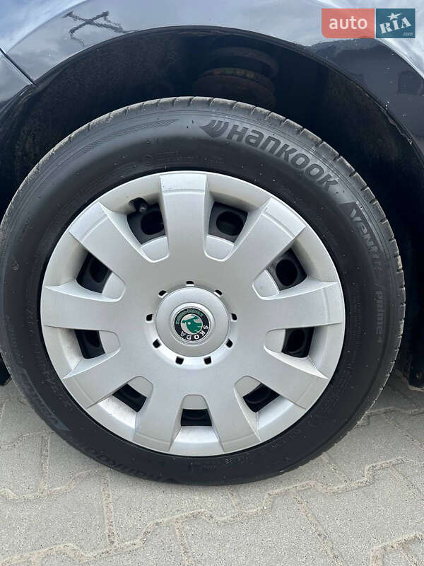 Универсал Skoda Superb 2011 в Бучаче фото 16 Универсал Skoda Superb 2011 в Бучаче