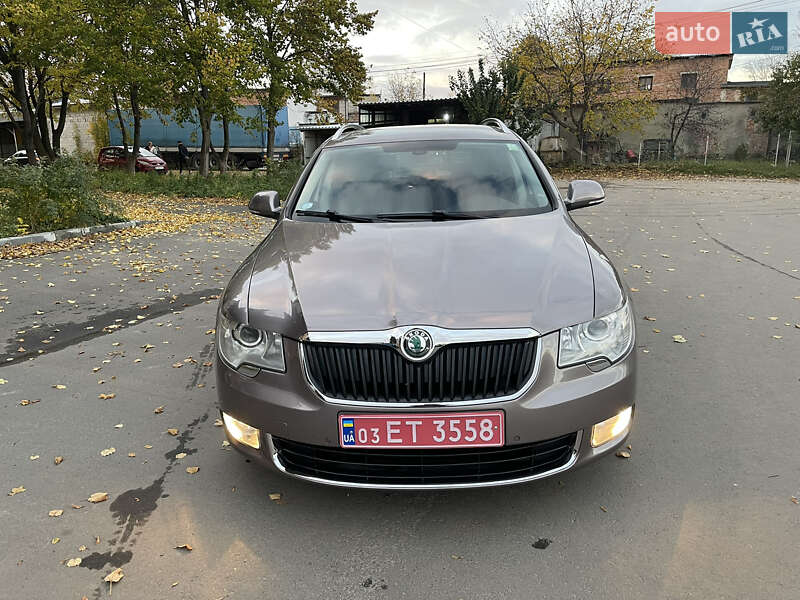 Універсал Skoda Superb 2012 в Рівному