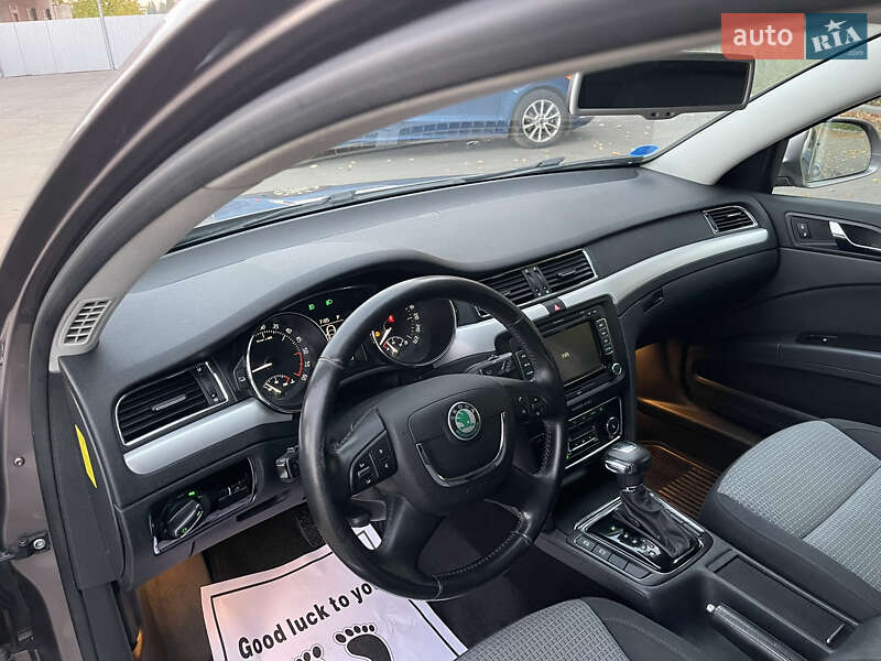 Універсал Skoda Superb 2012 в Рівному