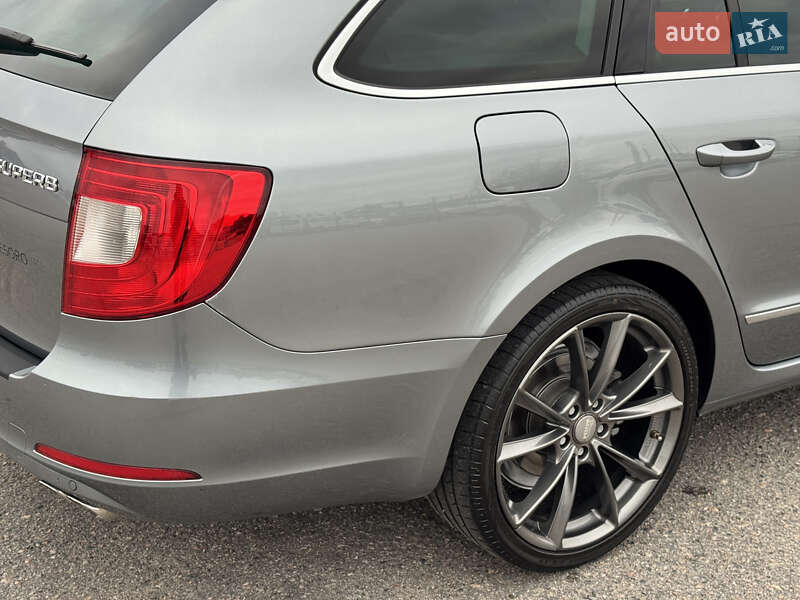 Универсал Skoda Superb 2011 в Белой Церкви