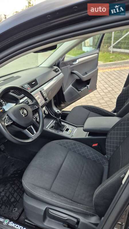 Лифтбек Skoda Superb 2016 в Львове фото 45 Лифтбек Skoda Superb 2016 в Львове