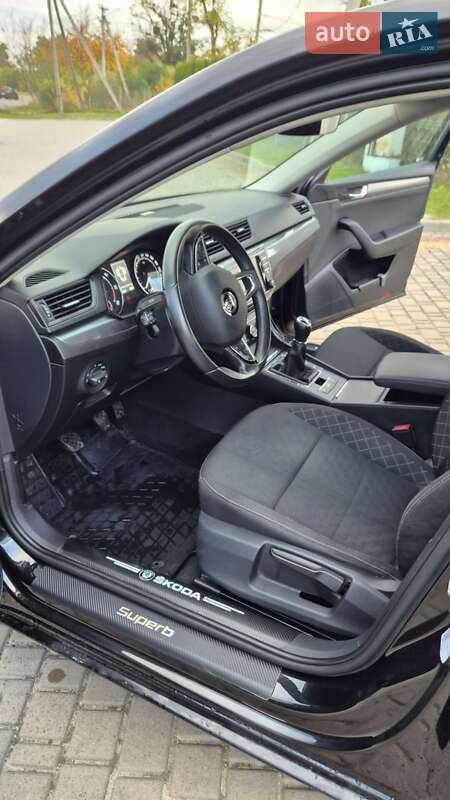 Лифтбек Skoda Superb 2016 в Львове фото 54 Лифтбек Skoda Superb 2016 в Львове