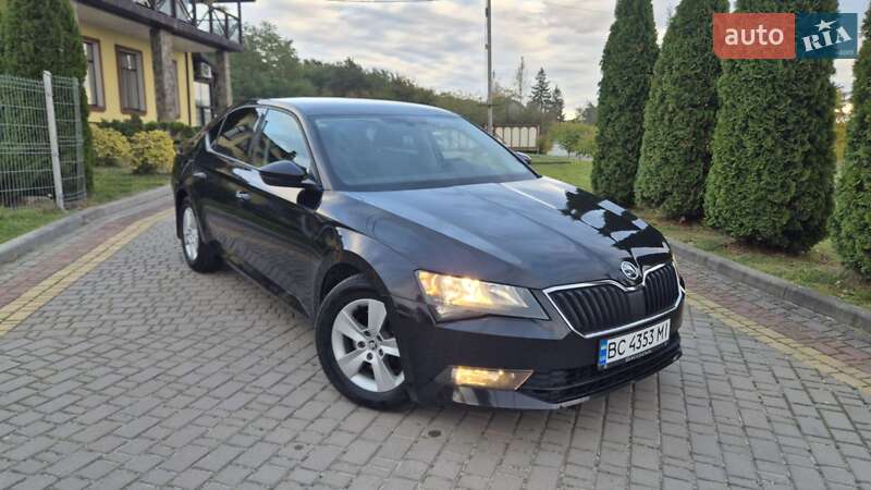 Лифтбек Skoda Superb 2016 в Львове фото 72 Лифтбек Skoda Superb 2016 в Львове