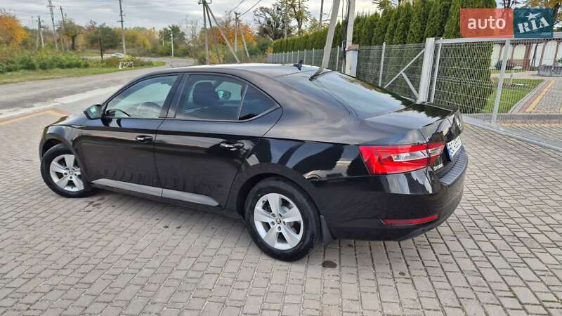 Лифтбек Skoda Superb 2016 в Львове фото 84 Лифтбек Skoda Superb 2016 в Львове