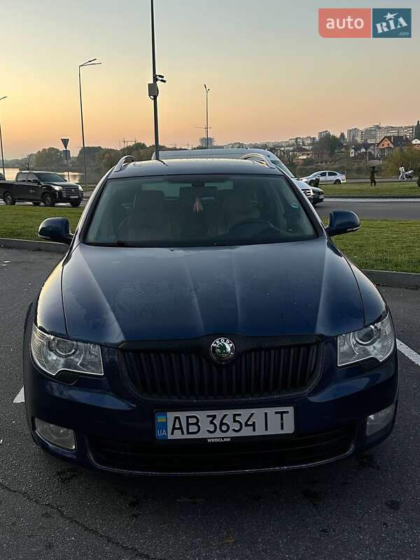 Skoda Superb 2011 Skoda Superb 2011