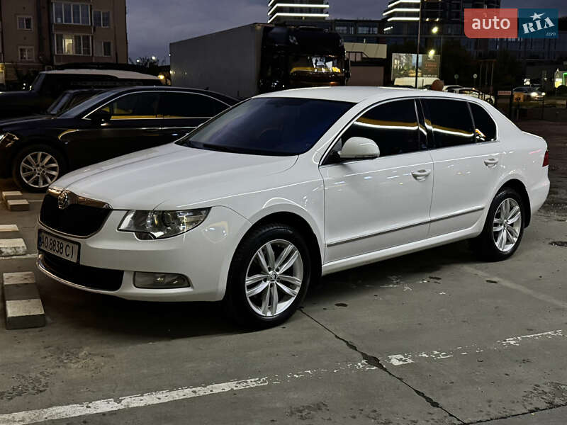 Лифтбек Skoda Superb 2011 в Ужгороде фото 14 Лифтбек Skoda Superb 2011 в Ужгороде