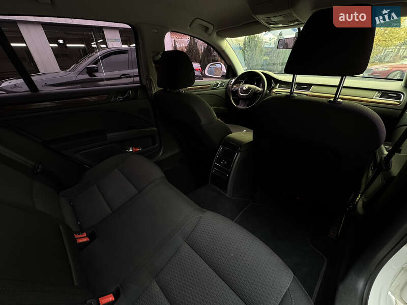 Лифтбек Skoda Superb 2011 в Ужгороде фото 22 Лифтбек Skoda Superb 2011 в Ужгороде