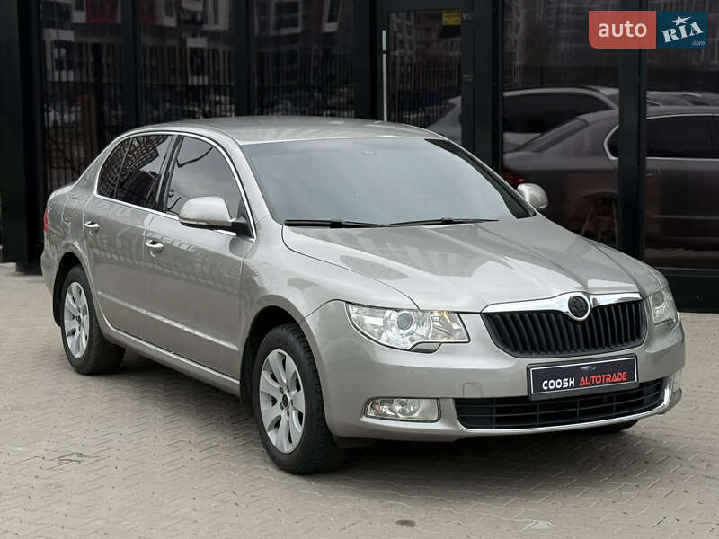 Ліфтбек Skoda Superb 2012 в Києві