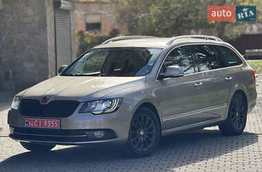 Универсал Skoda Superb 2014 в Надворной