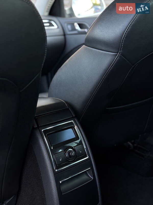 Универсал Skoda Superb 2014 в Надворной фото 26 Универсал Skoda Superb 2014 в Надворной