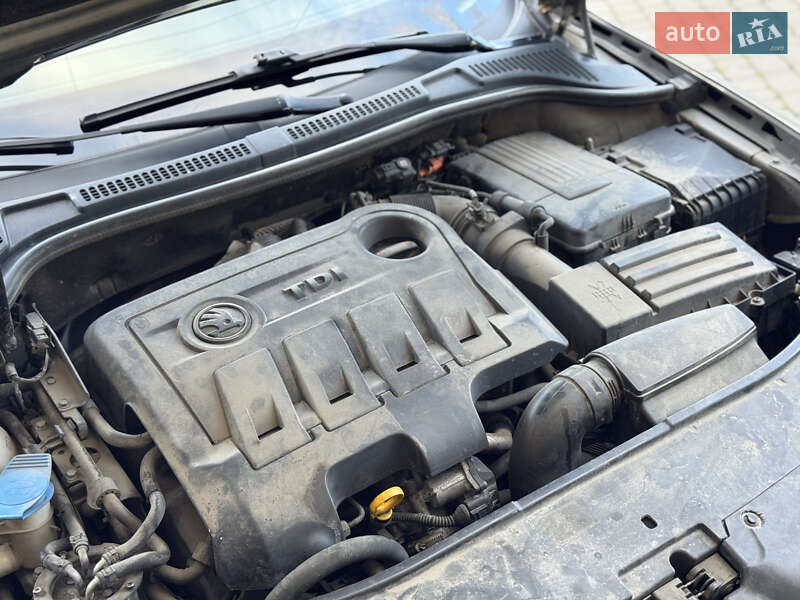 Универсал Skoda Superb 2014 в Надворной фото 43 Универсал Skoda Superb 2014 в Надворной