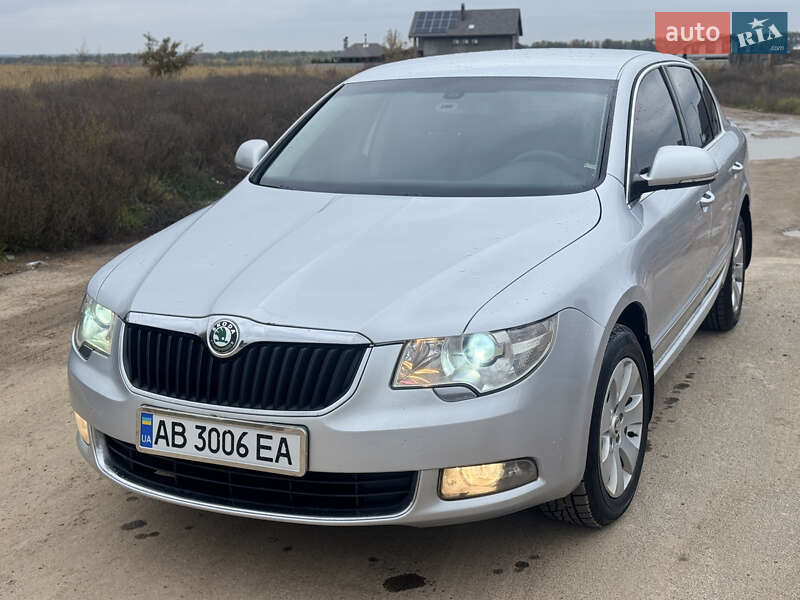 Лифтбек Skoda Superb 2013 в Киеве