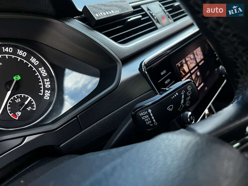 Універсал Skoda Superb 2018 в Одесі фото 29 Універсал Skoda Superb 2018 в Одесі