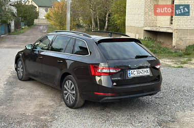 Універсал Skoda Superb 2021 в 