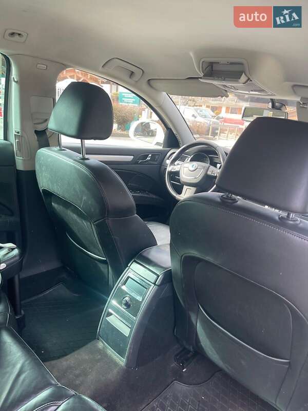 Универсал Skoda Superb 2012 в Киеве