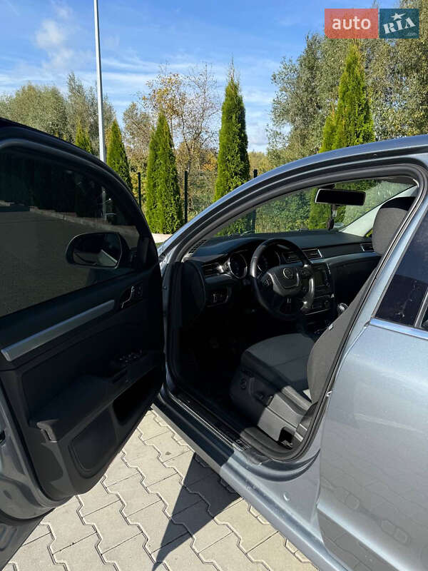 Лифтбек Skoda Superb 2008 в Хмельницком