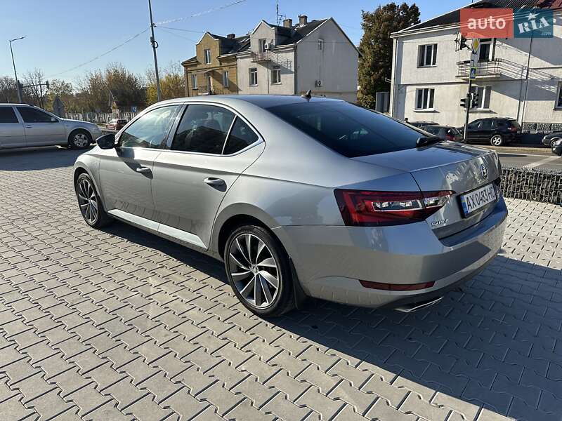Лифтбек Skoda Superb 2018 в Львове фото 3 Лифтбек Skoda Superb 2018 в Львове
