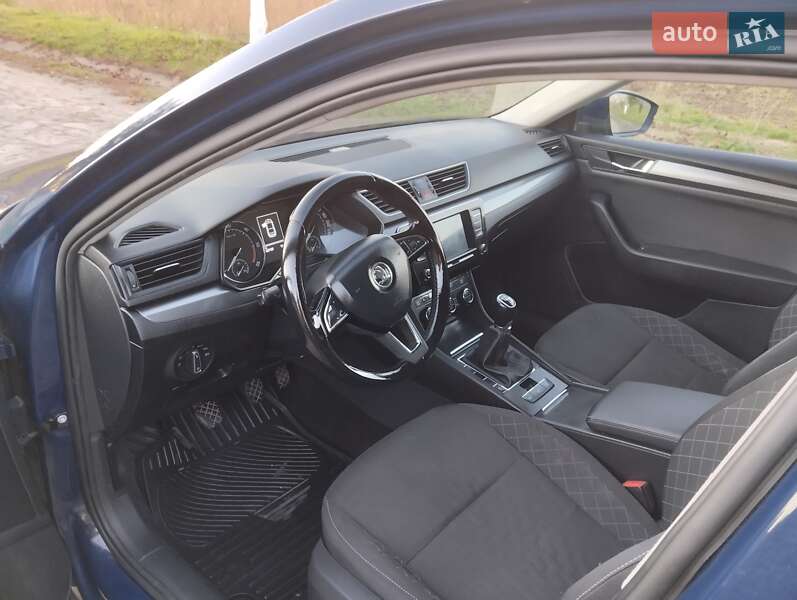 Лифтбек Skoda Superb 2017 в Дубно фото 9 Лифтбек Skoda Superb 2017 в Дубно