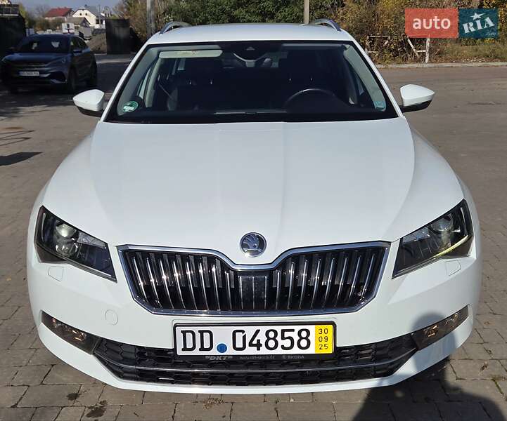 Универсал Skoda Superb 2016 в Бучаче