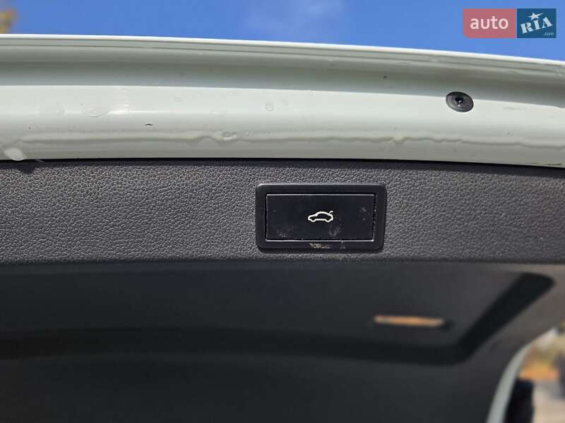 Универсал Skoda Superb 2016 в Бучаче