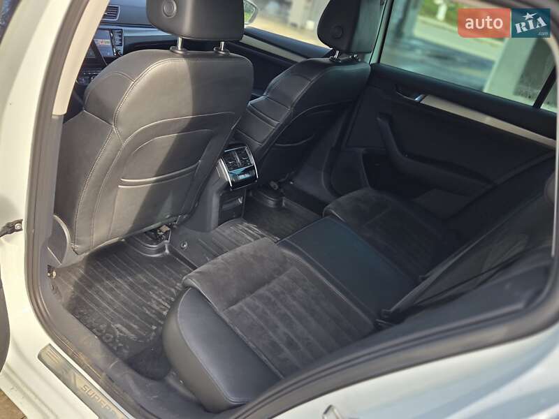 Универсал Skoda Superb 2016 в Бучаче