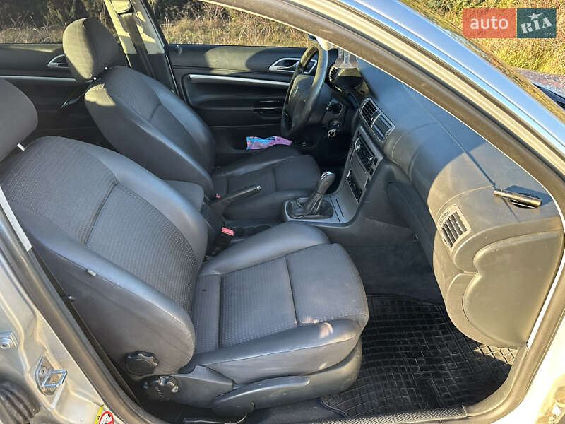 Лифтбек Skoda Superb 2006 в Ивано-Франковске фото 14 Лифтбек Skoda Superb 2006 в Ивано-Франковске