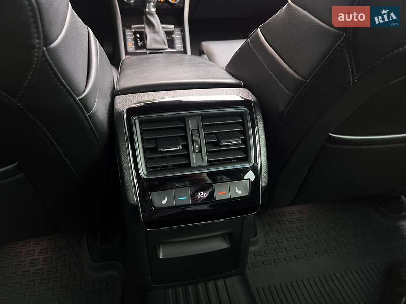 Универсал Skoda Superb 2018 в Ровно
