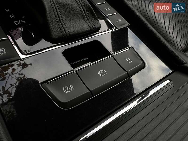 Универсал Skoda Superb 2018 в Ровно