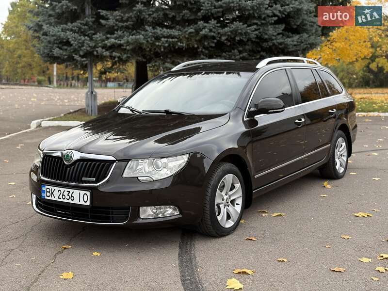 Универсал Skoda Superb 2012 в Ровно фото 3 Универсал Skoda Superb 2012 в Ровно