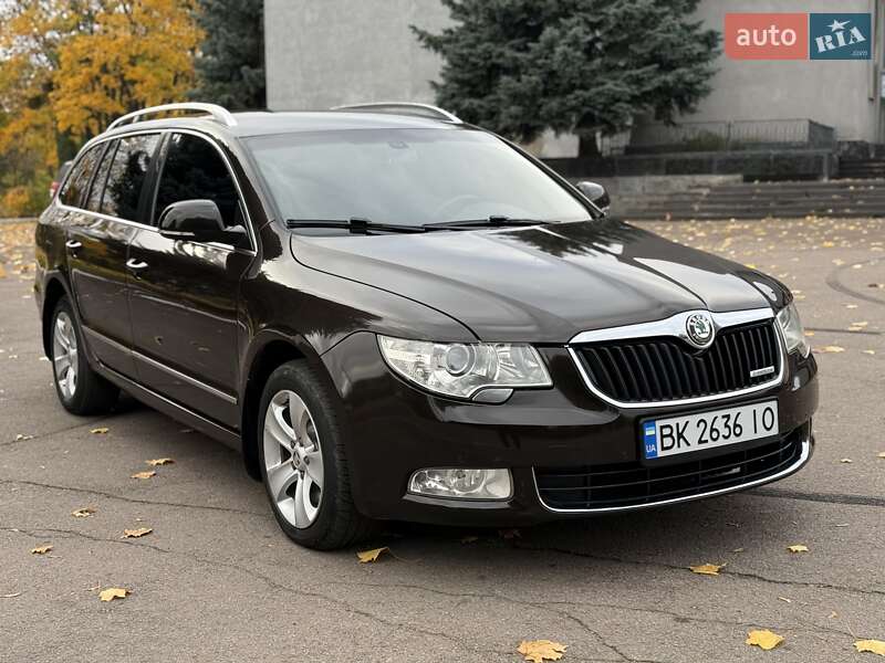 Универсал Skoda Superb 2012 в Ровно фото 13 Универсал Skoda Superb 2012 в Ровно