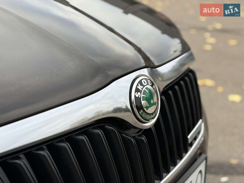 Универсал Skoda Superb 2012 в Ровно фото 19 Универсал Skoda Superb 2012 в Ровно