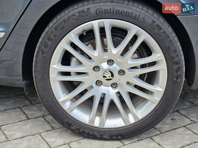 Универсал Skoda Superb 2014 в Львове