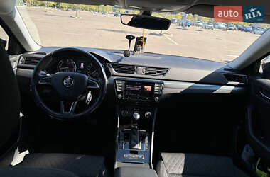 Універсал Skoda Superb 2015 в  фото 18 Універсал Skoda Superb 2015 в