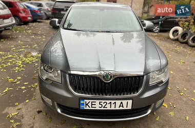 Ліфтбек Skoda Superb 2011 в Кривому Розі