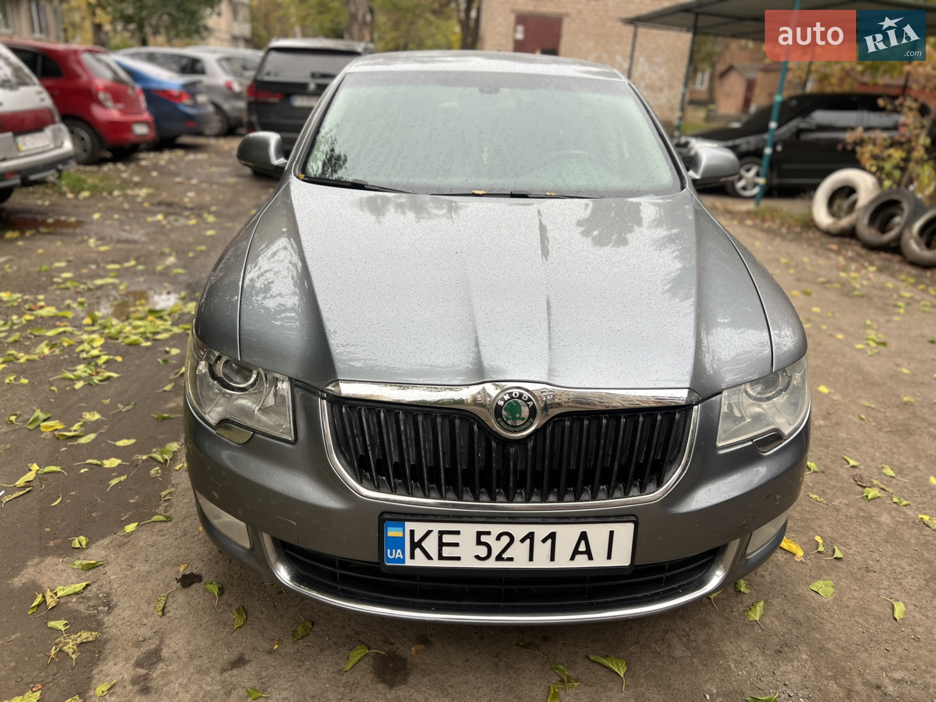 2011 Skoda Superb - мініатюра 2