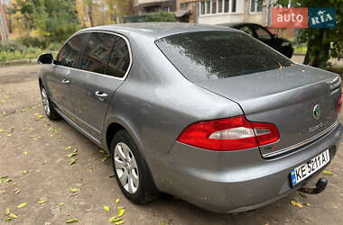 Ліфтбек Skoda Superb 2011 в Кривому Розі