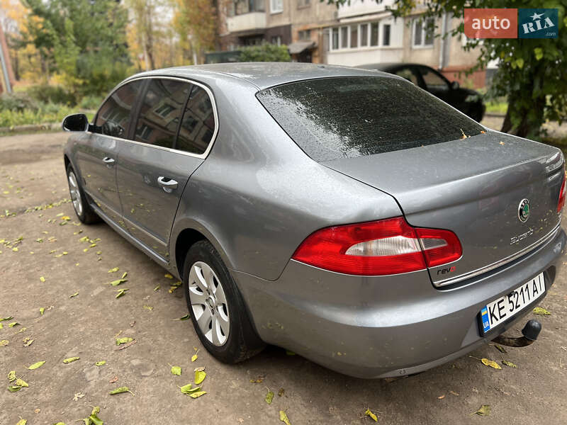 Лифтбек Skoda Superb 2011 в Кривом Роге фото 7 Лифтбек Skoda Superb 2011 в Кривом Роге