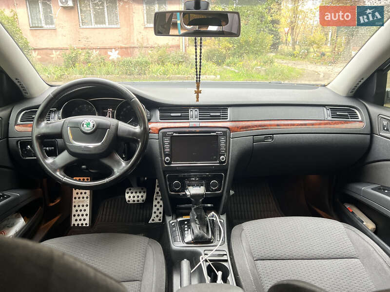 Лифтбек Skoda Superb 2011 в Кривом Роге фото 11 Лифтбек Skoda Superb 2011 в Кривом Роге