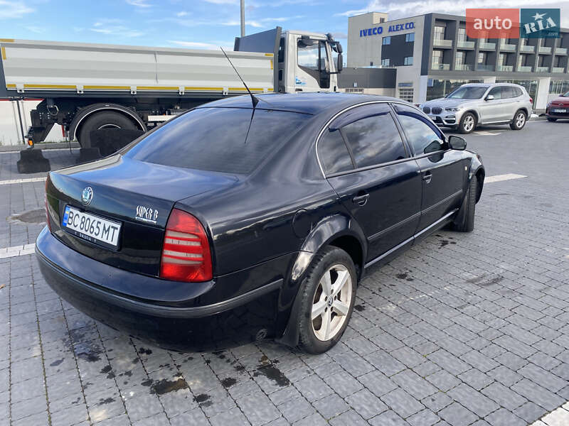 Лифтбек Skoda Superb 2006 в Львове