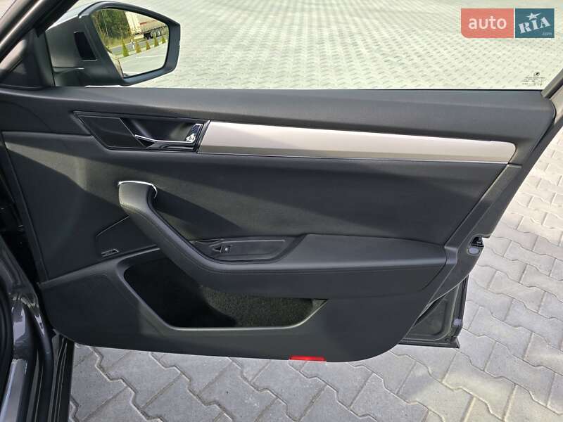 Лифтбек Skoda Superb 2021 в Ковеле фото 57 Лифтбек Skoda Superb 2021 в Ковеле