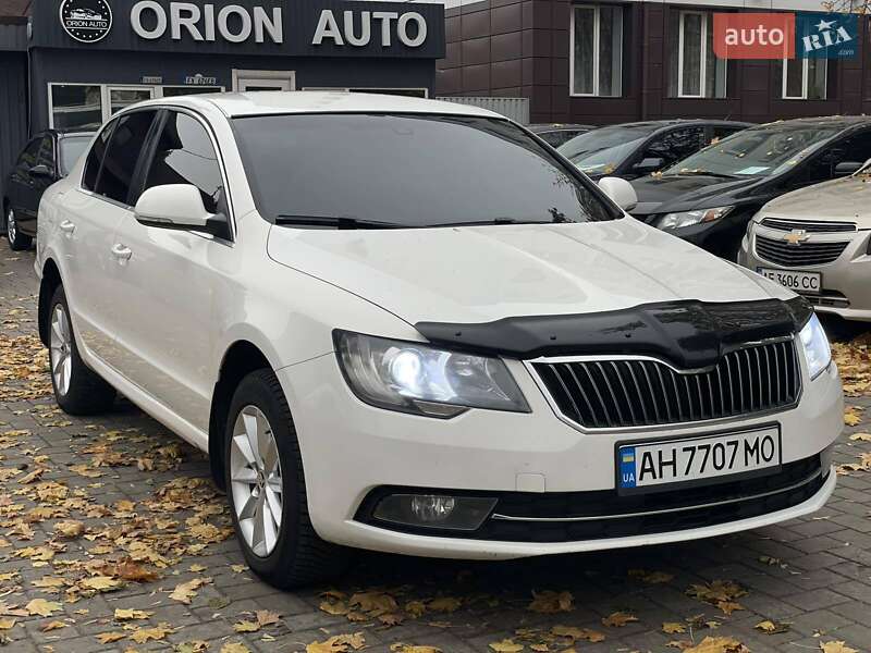Лифтбек Skoda Superb 2013 в Днепре фото 7 Лифтбек Skoda Superb 2013 в Днепре