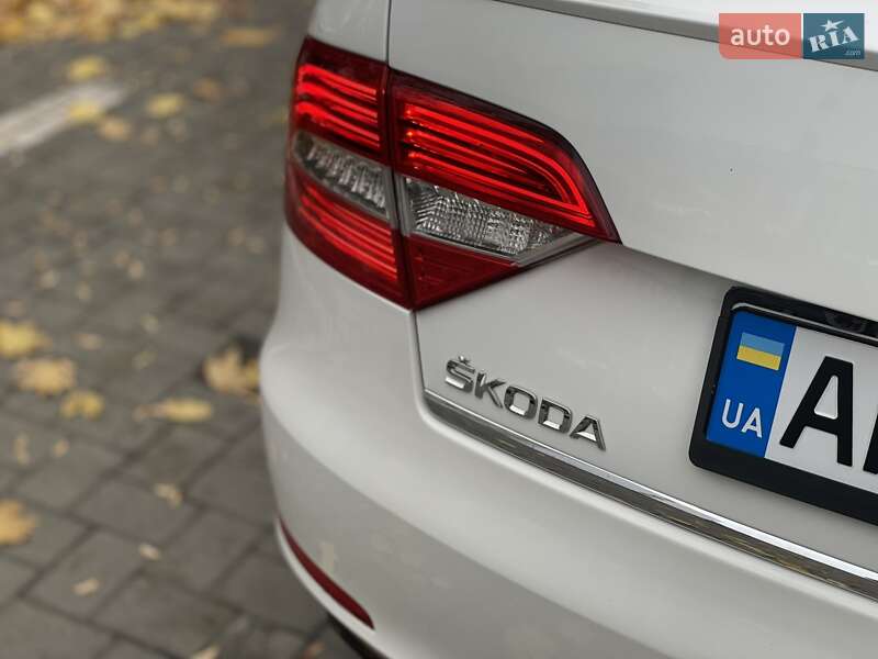 Лифтбек Skoda Superb 2013 в Днепре фото 11 Лифтбек Skoda Superb 2013 в Днепре